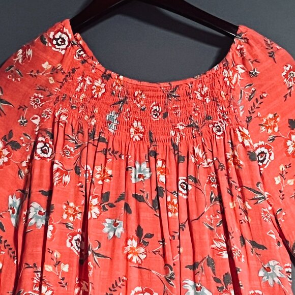 Westport Pink Floral Smocked Blouse Medium - Picture 2 of 6